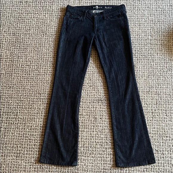 π NWOT 7 For All Mankind Bootcut Jeans | Dark Wash Embroidered Pockets Sz 27 π - Picture 2 of 10